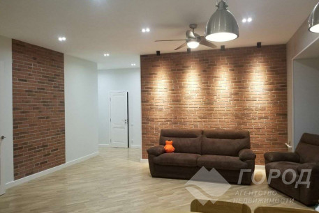 Продам 3-х кімнатну квартиру, Гагарина проспект, Защитников Украины метро (Площадь Восстания), Код: 806473/1