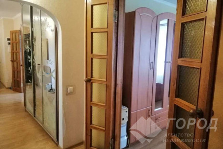 Продам 3-х кімнатну квартиру, Гагарина проспект, Защитников Украины метро (Площадь Восстания), Код: 806485/1