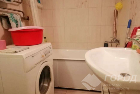 Продам 3-х кімнатну квартиру, Гагарина проспект, Защитников Украины метро (Площадь Восстания), Код: 806485/1