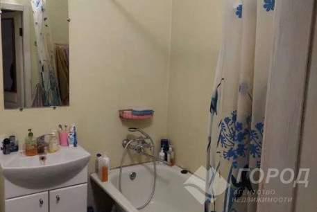 Продам 1-кімнатну квартиру, Рогань, Роганский ж/м, Код: 806509/1