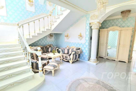 Продам 5-и кімнатну квартиру, Центр, Парк Горького, Код: 806537/1