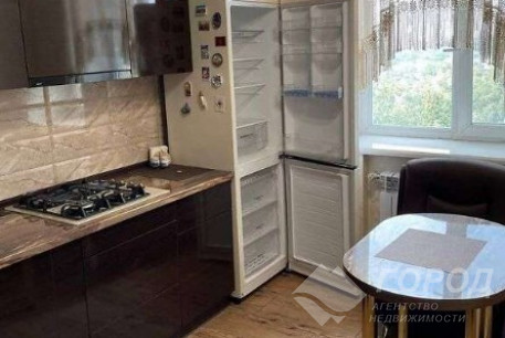 Продам 2-х кімнатну квартиру, Гагарина проспект, Защитников Украины метро (Площадь Восстания), Код: 806563/2