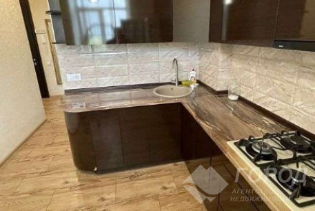 Продам 2-х кімнатну квартиру, Гагарина проспект, Защитников Украины метро (Площадь Восстания), Код: 806563/2