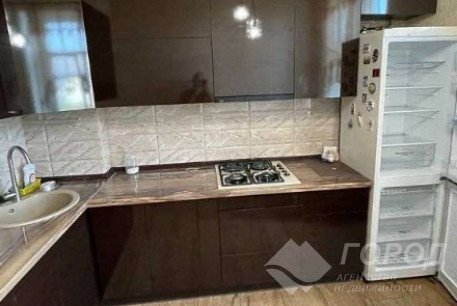 Продам 2-х кімнатну квартиру, Гагарина проспект, Защитников Украины метро (Площадь Восстания), Код: 806563/2