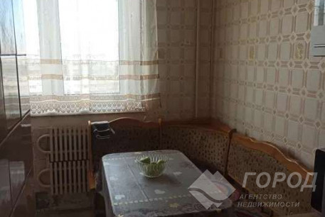 Продам 3-х кімнатну квартиру, Рогань, Солнечный, Код: 806567/1
