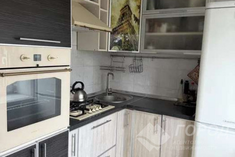 Сдам 3-х кімнатну квартиру, ХТЗ, Код: 806597/2