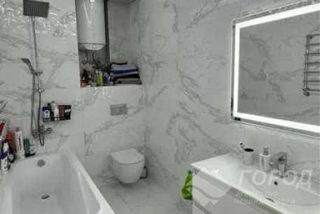 Продам 2-х кімнатну квартиру, Журавлевка, Киевская метро, Код: 806628/1