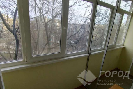 Продам 2-х кімнатну квартиру, Новые дома, Коммунальный рынок, Код: 806749/1