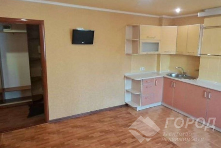 Продам 1-кімнатну квартиру, ХТЗ, Пролетарская метро (Индустриальная), Код: 806778/1