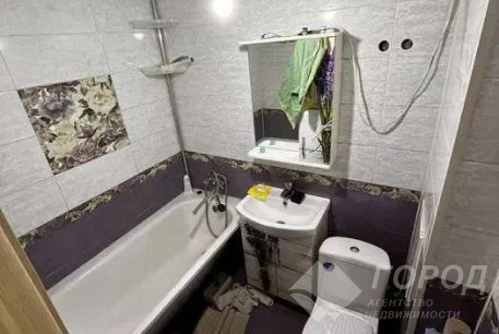 Продам 1-кімнатну квартиру, Рогань, Роганский ж/м, Код: 806780/1