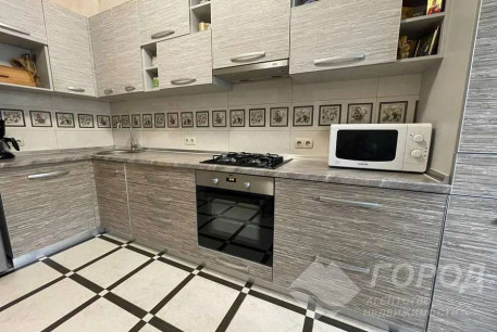 Продам 1-кімнатну квартиру, Рогань, Код: 806804/1