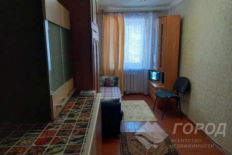 Сдам гостинку, ХТЗ, Пролетарская метро (Индустриальная), Код: 806825/1