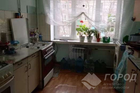 Сдам гостинку, ХТЗ, Пролетарская метро (Индустриальная), Код: 806825/1