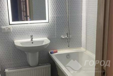 Сдам 1-кімнатну квартиру в новобудові, Рогань, Код: 806986/1