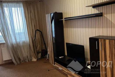 Продам 2-х кімнатну квартиру, Гагарина проспект, Защитников Украины метро (Площадь Восстания), Код: 807038/1