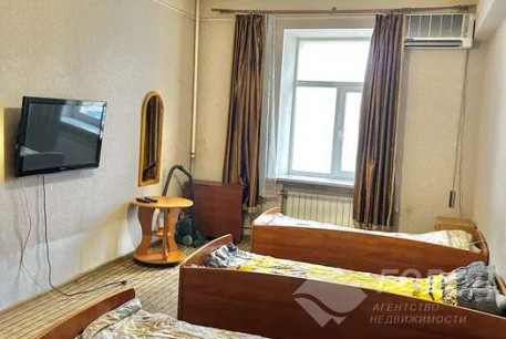 Продам 3-х кімнатну квартиру, Гагарина проспект, Защитников Украины метро (Площадь Восстания), Код: 807038/2