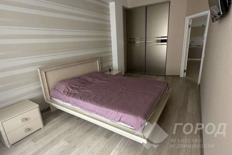 Продам 2-х кімнатну квартиру, Журавлевка, Киевская метро, Код: 807046/1