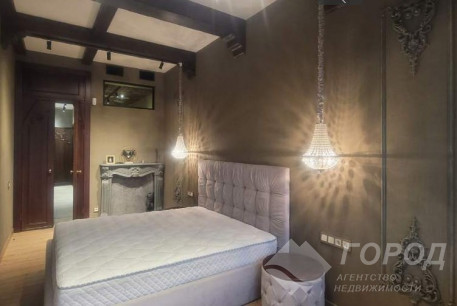 Продам 3-х кімнатну квартиру в новобудові, Центр, Код: 807048/7