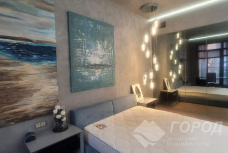 Продам 3-х кімнатну квартиру в новобудові, Центр, Код: 807048/7