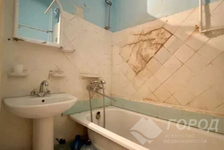 Продам 2-х кімнатну квартиру, Центр, Код: 807074/1