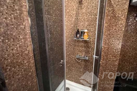 Продам 2-х кімнатну квартиру, Центр, Ярослава Мудрого пл., Код: 807118/2