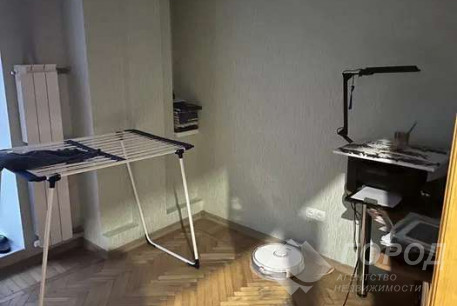 Продам 2-х кімнатну квартиру, Центр, Код: 807125/1