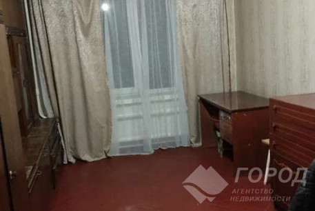 Сдам гостинку, Одесская, Кинотеатр "Салют", Код: 807132/2