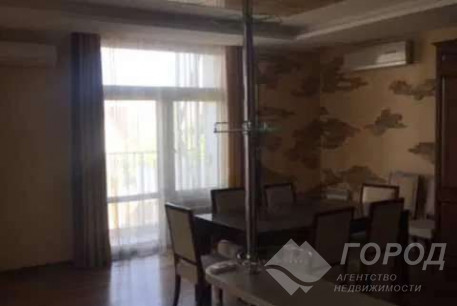 Сдам 2-х кімнатну квартиру в новобудові, Центр, Код: 807153/2