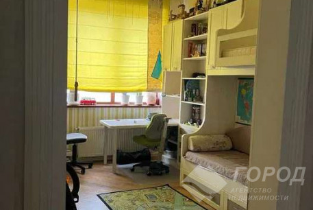 Продам 2-х кімнатну квартиру, Центр, Код: 807156/1