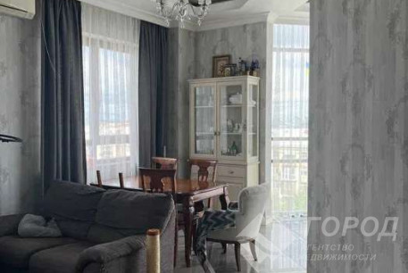 Продам 2-х кімнатну квартиру, Центр, Код: 807156/1