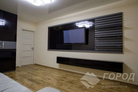 Продам 2-х кімнатну квартиру, Завод Шевченко, Код: 807178/1