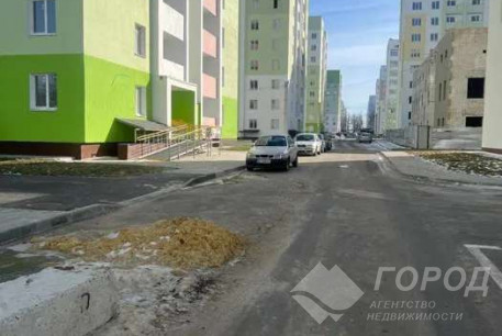 Продам 3-х кімнатну квартиру в новобудові, ХТЗ, ХТЗ метро, Код: 807182/1