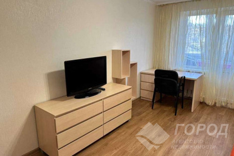 Продам 2-х кімнатну квартиру, Павлово поле, Код: 807223/1