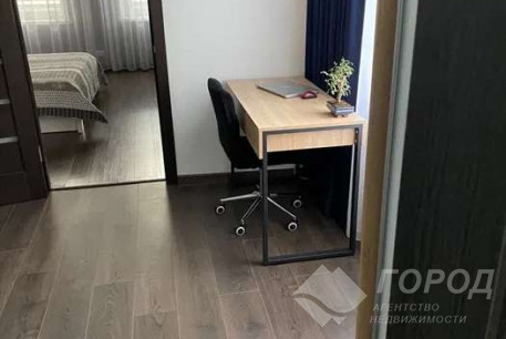 Продам 2-х кімнатну квартиру, Дергачевский р-н, Подворки (Дергачевский район), Код: 807276/1