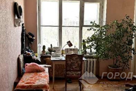 Продам 3-х кімнатну квартиру, Центр, Код: 807339/2