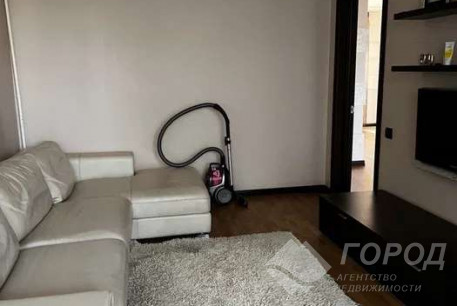 Продам 3-х кімнатну квартиру, ХТЗ, Код: 807382/1