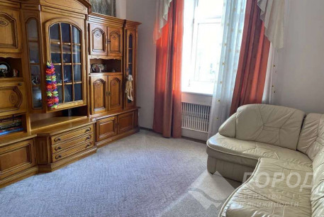 Продам 4-х кімнатну квартиру, Центр, Исторический Музей метро, Код: 807409/1