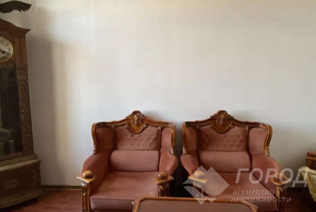 Продам 4-х кімнатну квартиру, Центр, Исторический Музей метро, Код: 807409/1