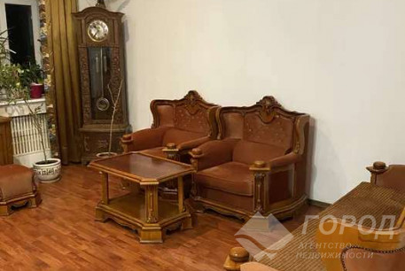 Продам 4-х кімнатну квартиру, Центр, Исторический Музей метро, Код: 807409/1