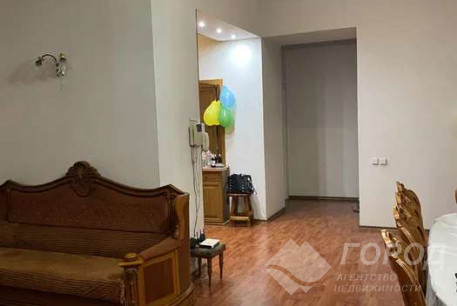 Продам 4-х кімнатну квартиру, Центр, Исторический Музей метро, Код: 807409/1