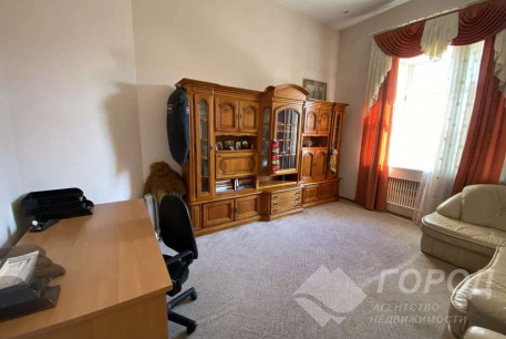 Продам 4-х кімнатну квартиру, Центр, Исторический Музей метро, Код: 807409/1