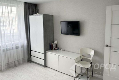 Продам 3-х кімнатну квартиру, Рогань, Горизонт, Код: 807410/1