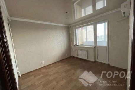 Продам 3-х кімнатну квартиру, Салтовка, Медкомплекс, Код: 807417/1