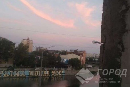 Продам 3-х кімнатну квартиру, Центр, Код: 807418/1