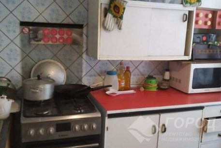 Продам 3-х кімнатну квартиру, Центр, Код: 807418/1