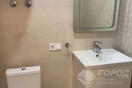 Продам 3-х кімнатну квартиру в новобудові, ХТЗ, ХТЗ метро, Код: 807423/1