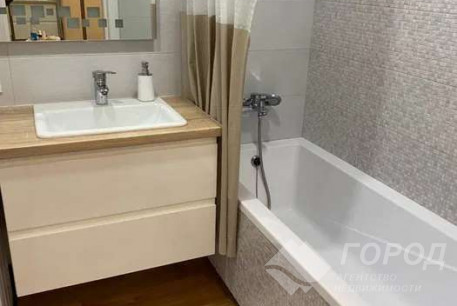 Продам 3-х кімнатну квартиру в новобудові, ХТЗ, ХТЗ метро, Код: 807423/1