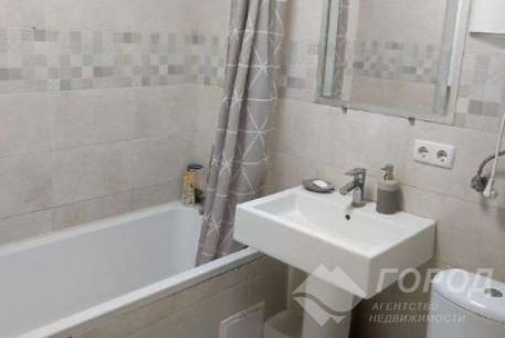 Продам 3-х кімнатну квартиру, Салтовка, 605 м/р, Код: 807445/1