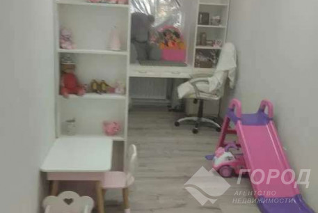 Продам 3-х кімнатну квартиру, ХТЗ, Пролетарская метро (Индустриальная), Код: 807498/1