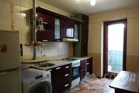 Продам 4-х кімнатну квартиру, Новые дома, Маршала Жукова метро (Дворец спорта), Код: 807528/1